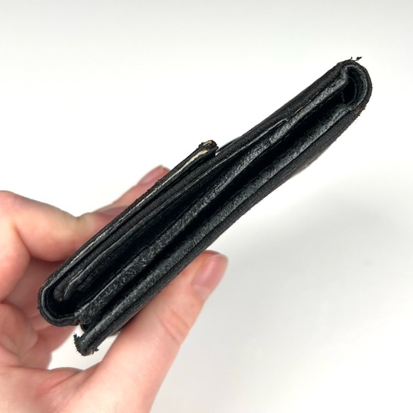 Gucci Black Monogram Wallet - Picture 4 of 10